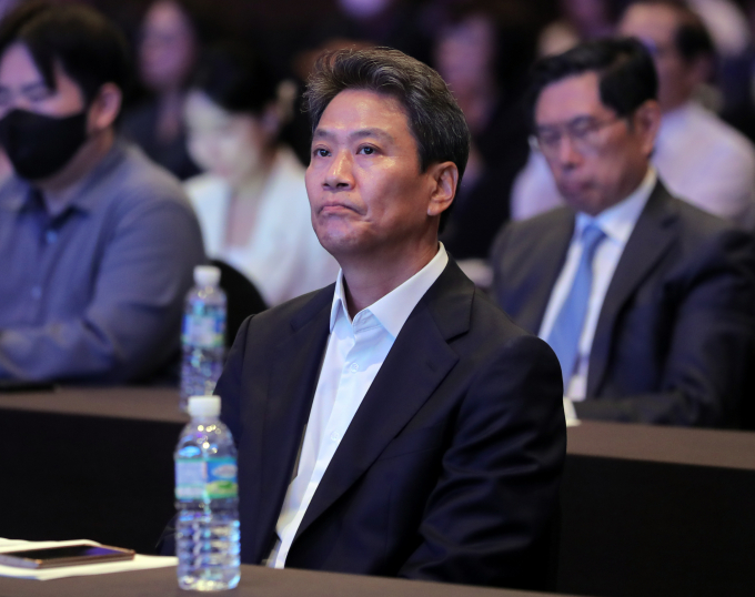 21일 임종석 전 대통령비서실장이 공지를 통해 안규백 전략공관위원장에게 서울 송파갑 출마 요청을 받았음을 밝혔다. 사진은 임 전 실장이 지난해 9월19일 서울 영등포구 63컨벤션센터에서 열린 '9.19 평양공동선언 5주년, 평화의 힘 평화의 길 토론회'에 참석한 모습. /사진=뉴시스