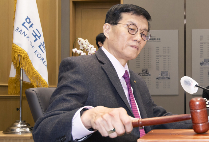이창용 한국은행 총재가 22일 열린 금융통화위원회 회의에서 9차례 연속 동결을 결정했다./사진=머니S 임한별 기자
