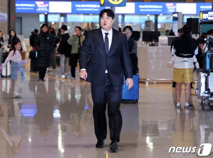 [사진] 류현진, 한화 친정팀과 8년·170억 계약