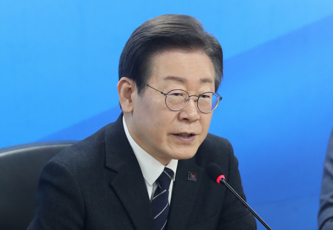 지난 22일 컷오프 결정에 반발해 단식 농성에 들어간 노웅래 민주당 의원(서울 마포구갑)에 대해 이재명 더불어민주당 대표가 "안타까운 일"이라고 말했다. 사진은 이 대표가 23일 서울 여의도 민주당 중앙당사에서 열린 최고위원회의에서 발언하는 모습. /사진=뉴스1
