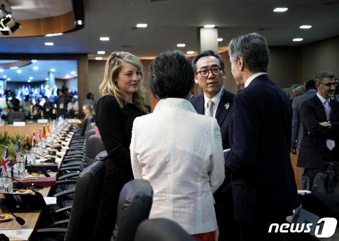 [사진] G20 외교장관회의에서 만난 한미일 외교장관