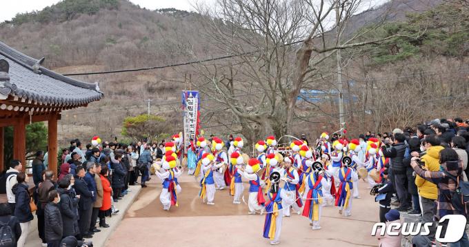 [사진] 대보름굿 행사 열린 임실 필봉마을