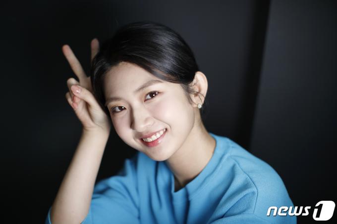 [사진] '밤피꽃' 박세현, 연선의 깜찍 인사