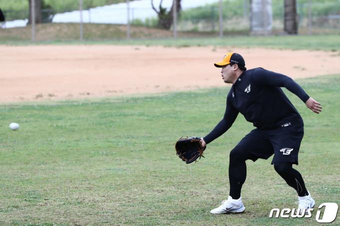 [사진] 류현진 '집중'