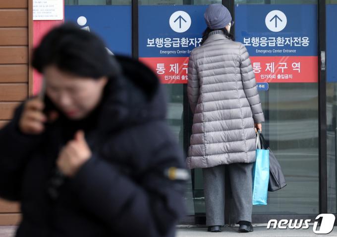 [사진] 전공의 집단행동 엿새째···증원사태 이번주 고비