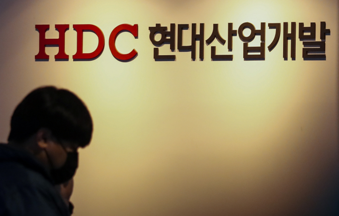 HDC현산이 1주당 배당금 700원 지급을 결의했다. 사진은서울 용산구 HDC현산 본사. /사진=뉴시스