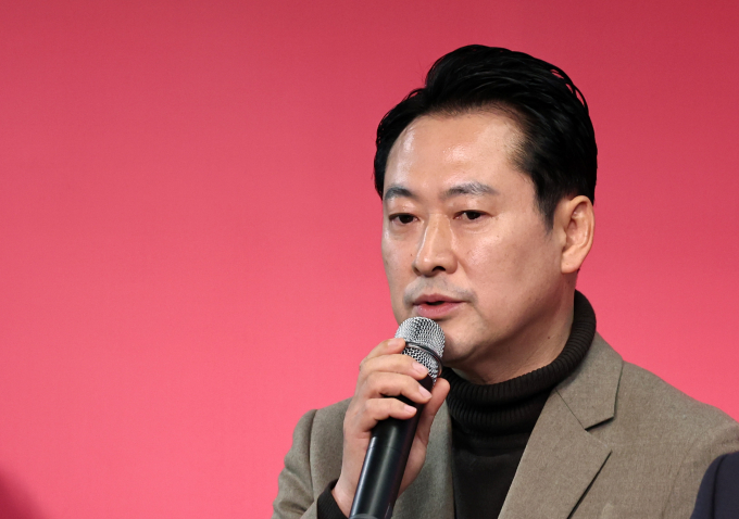27일 장동혁 국민의힘 사무총장이 오는 29일에 공천이 마무리 될 것이라고 말했다. 사진은 장 사무총장이 지난 26일 서울 여의도 중앙당사에서 열린 제13차 회의 결과 발표 기자회견에서 취재진의 질문에 답하는 모습. /사진=뉴스1