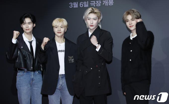 [사진] 제로베이스원 '패스트 라이브즈' 파이팅