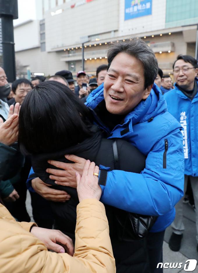 [사진] '임종석이 왔습니다'