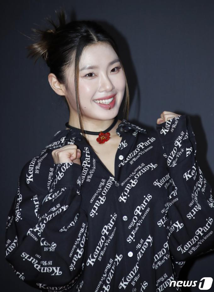 [사진] 리정 '패스트 라이브즈' 파이팅