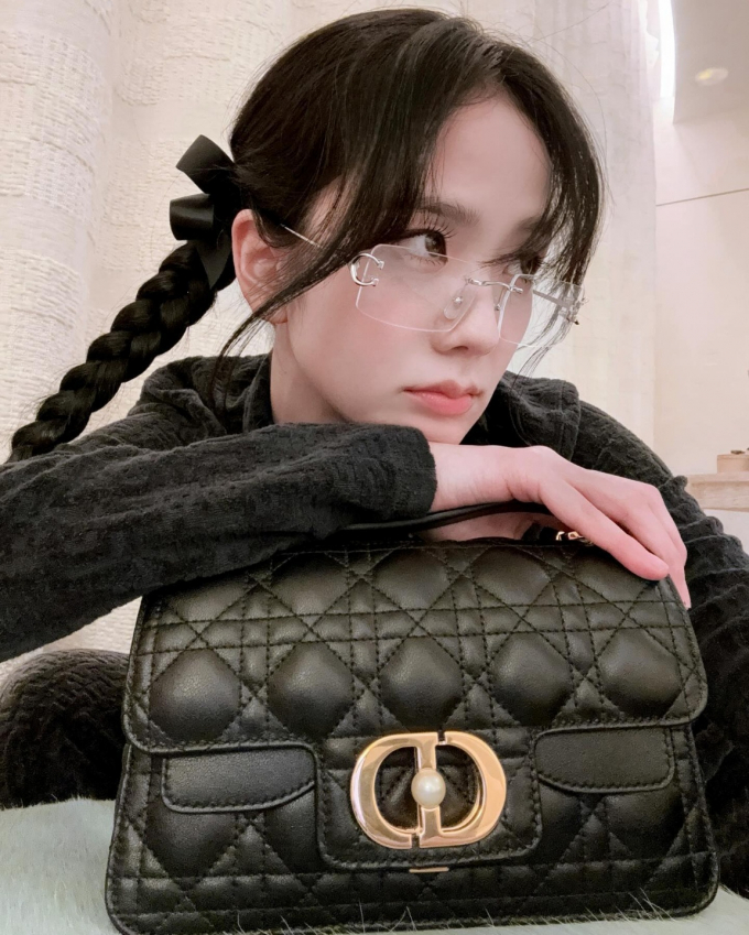 사진=지수 인스타그램