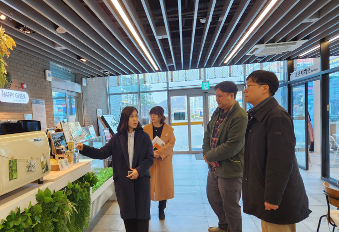 남양주시 청년창업센터에서 운영 활성화를 위한 전문가 컨설팅을 실시하고 있다. /사진제공=남양주시