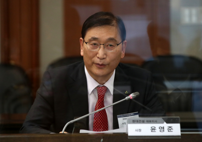 윤영준 현대건설 사장이 원전 수주 재개를 통해 사업 안정화를 꾀하고 있다. /사진=뉴시스