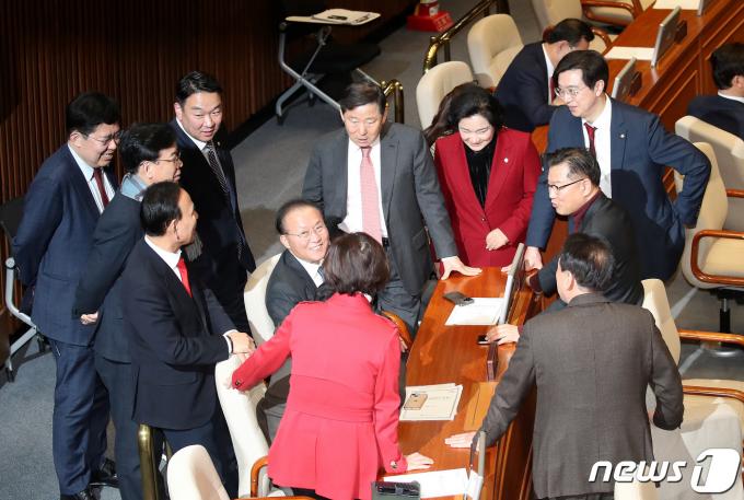 [사진] 분위기 좋은 국민의힘 의원들