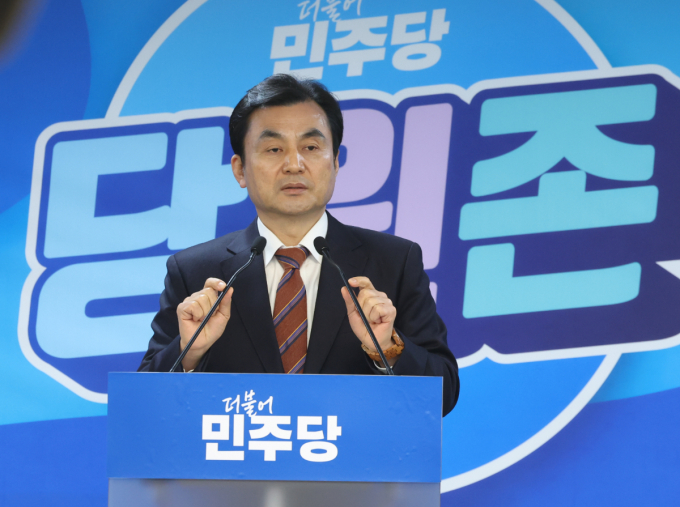 안규백 더불어민주당 전략공천관리위원장이 1일 서울 여의도 중앙당사에서 제22대 총선 전략공천관리위 회의 결과를 발표하고 있다. /사진=뉴스1