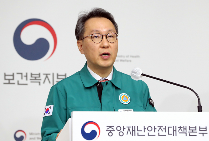 박민수 중앙재난안전대책본부 제1총괄조정관(보건복지부 제2차관)이 29일 세종시 정부세종청사에서 의사 집단행동 관련 중앙재난안전대책본부 브리핑을 하고 있다. /사진=뉴스1