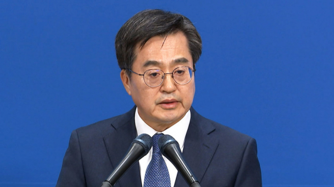 김동연 경기도지사는 2일 오전 방연된 KBC광주방송 주최 토론회에서 "대한민국 양극화 중에서 가장 심각한 문제가 정치적 양극화"라며 "정치판을 바꾸고 대한민국 권력구조를 개편해야 한다"고 주장했다. / 사진제공=경기도