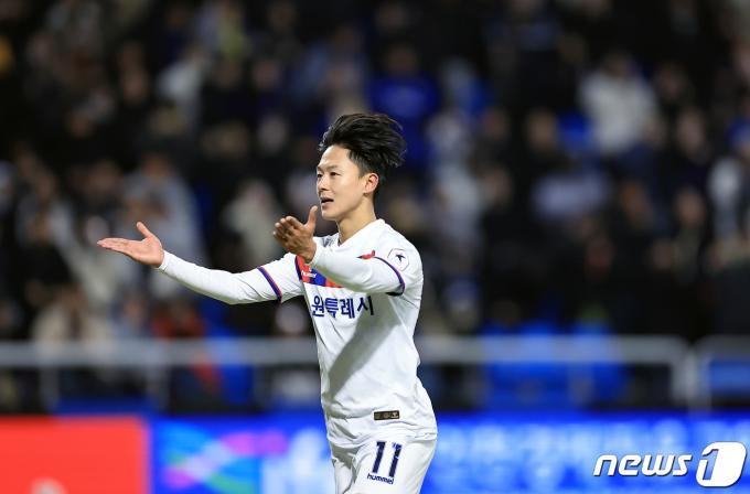 [사진] PK로 승리 이끈 이승우