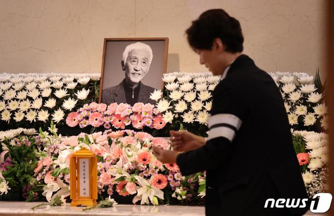 [사진] '연극인생 60년' 원로배우 오현경 별세
