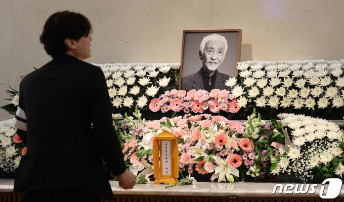 [사진] '연극인생 60년' 원로배우 오현경 별세