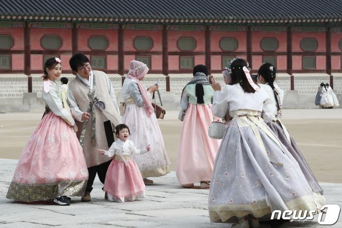 [사진] '아이와 추억 만들기'
