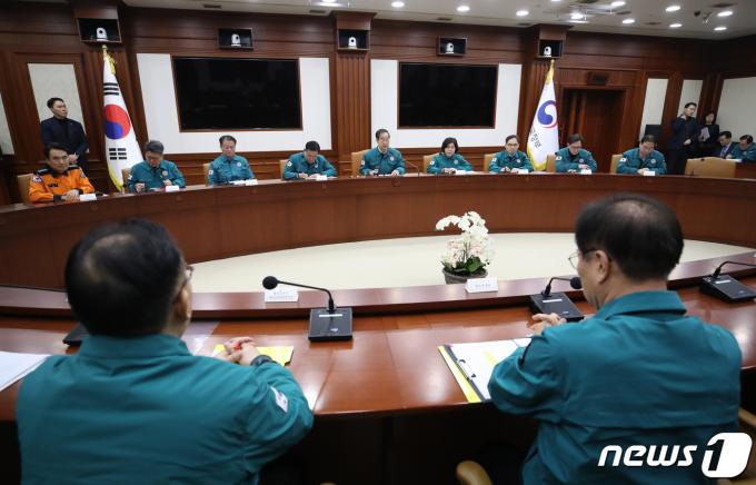 [사진] 의사 집단행동 대응 중대본회의