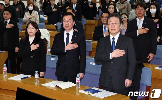 [사진] 이재명, 더불어민주연합 창당대회 참석