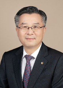 권혁웅 한화오션 부회장/사진=한화오션