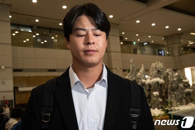 [사진] 한화 노시환 '스프링캠프 무사히 마치고'