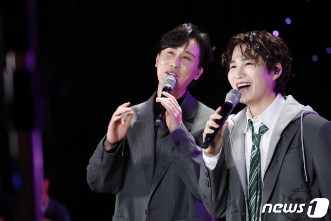 [사진] 신유·김희재, 이 조합 찬성