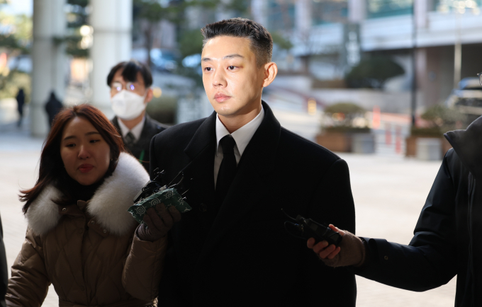 마약 상습 투약 혐의로 기소된 배우 유아인(본명 엄홍식·35)의 3차 공판이 5일 열린다.사진은 지난 1월 서울 서초구 서울중앙지법에서 열린 2차 공판에 출석한 배우 유아인. /사진=뉴시스