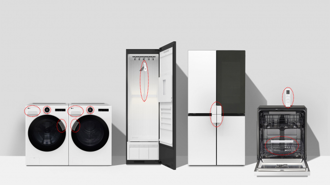  (왼쪽부터)LG 컴포트 키트가 적용된 세탁기, 건조기, 스타일러, 냉장고, 식기세척기, 에어컨 리모컨. / 사진=LG전자