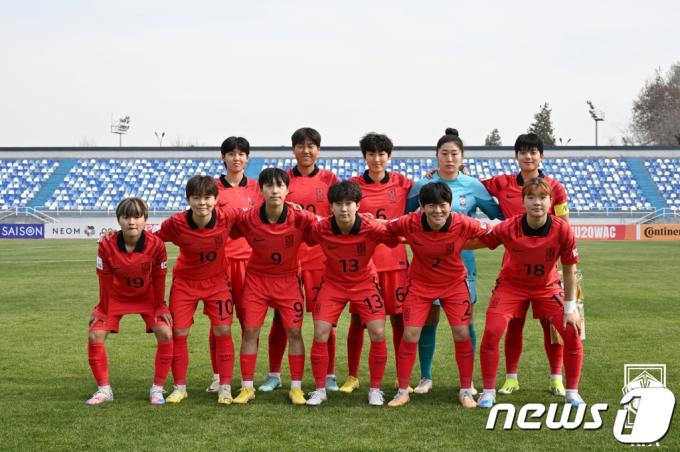 [사진] 한국 여자 U-20 축구 대표팀 대만에 6대0 대승