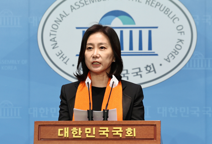 7일 개혁신당이 허은아 개혁신당 수석대변인을 서울 영등포갑에 전략공천한다고 밝혔다. 사진은 허 수석대변인이 지난 1월18일 서울 여의도 국회 소통관에서 기업 관련 정강정책 기자회견을 하는 모습. /사진=뉴스1