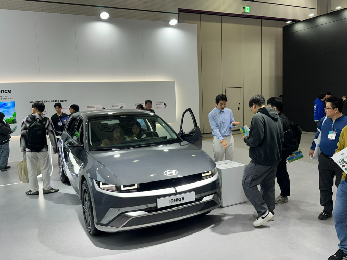  EV 트렌드 코리아 2024 전시된 아이오닉5 /사진=장동규 기자
