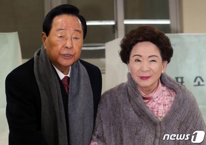 [사진] YS의 64년 버팀목 손명순 여사 별세