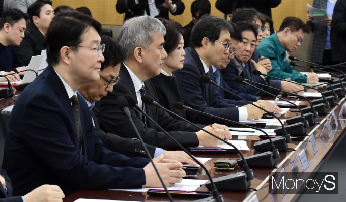 ▲ 오세훈 시장 발언 경청하는 서울 소재 주요 병원장들