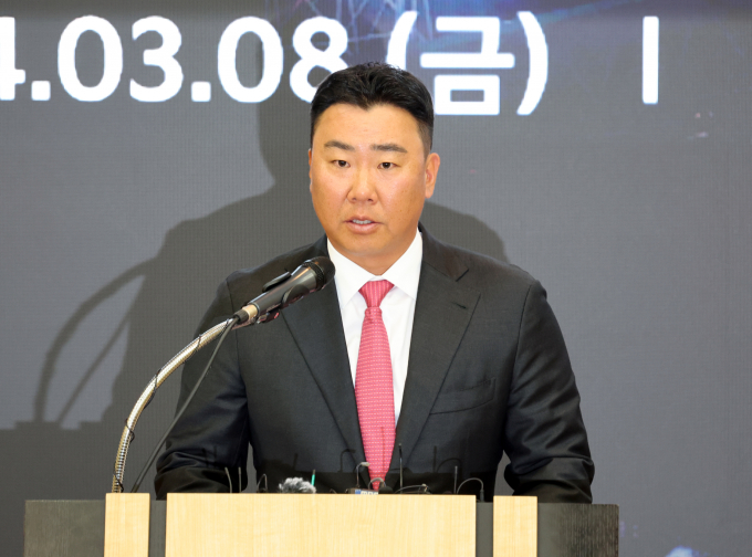 이범호 기아 타이거즈 감독이 공식 취임했다. 사진은 취임사를 하고 있는 이범호 감독. /사진= 뉴스1