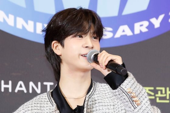 사진은 지난달 서울 중구 동대문디자인플라자(DDP)에서 열린 '31주년 한터뮤직어워즈 2023' 레드카펫 행사에 참석한 가수 겸 배우 정동원. /사진=뉴스1