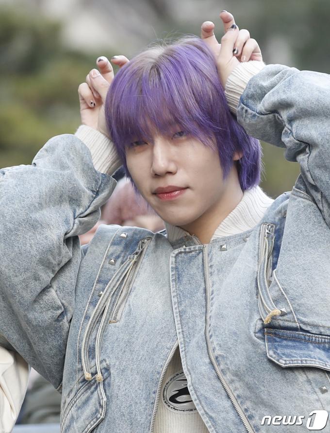 [사진] 보이스토리 즈하오, 보라 헤어도 찰떡