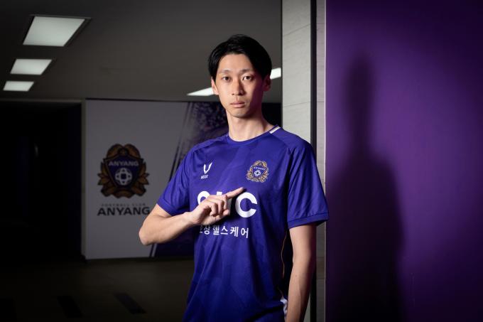 K리그2 FC안양에 입단한 북한 대표팀 출신 리영직(FC안양 제공)