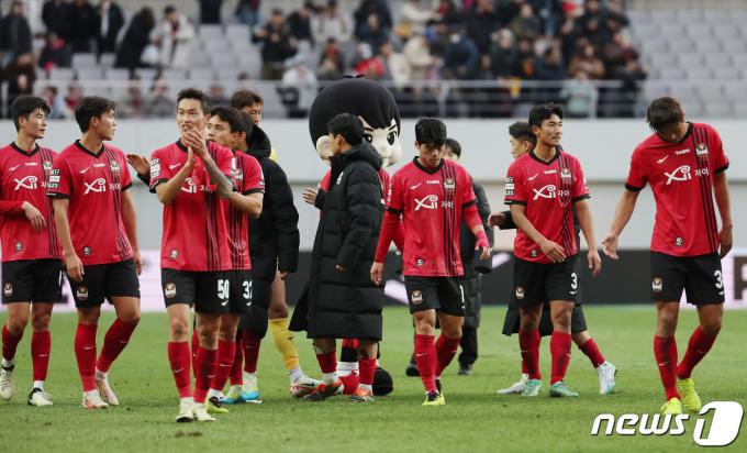 [사진] FC서울, 개막전 무승부