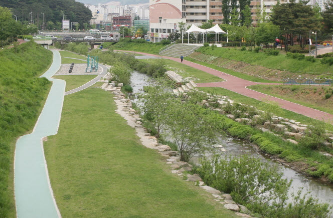 기장군 정관읍에 위치한 좌광천 전경/사진=기장군