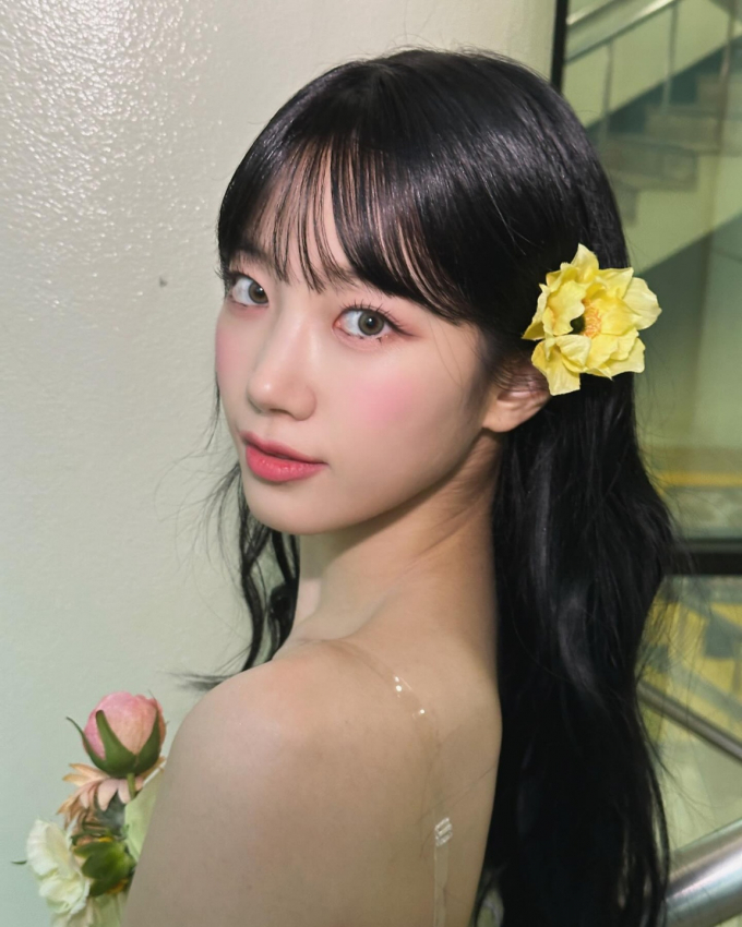 사진=카즈하 인스타그램