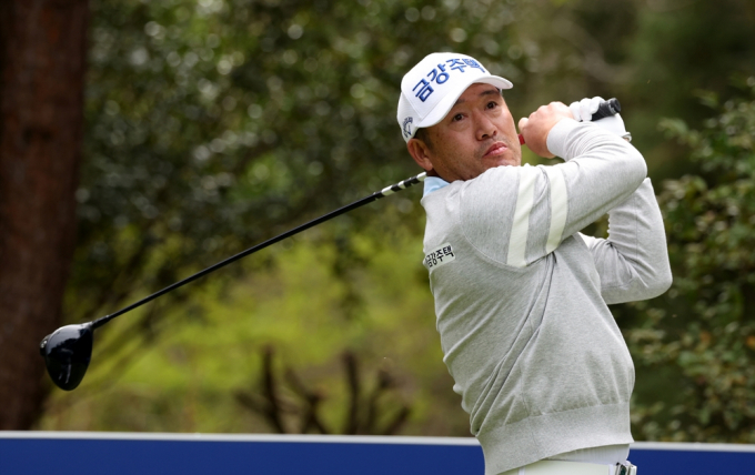 최호성이 PGA 챔피언스투어 데뷔전에서 공동 43위를 기록했다. /사진= KPGA