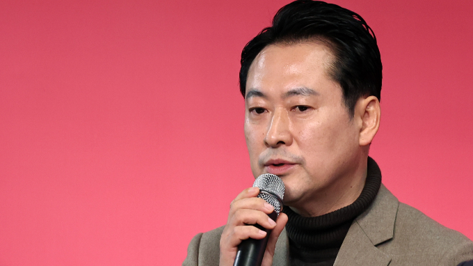 장동혁 국민의힘 사무총장이 11일 오후 제주도당사에서 기자회견을 열고 최근 제주시갑 총선 전략공천 논란이 발생한 것과 관련해 지역 민심 달래기에 나섰다. 사진은 지난달 26일 서울 여의도 중앙당사에서 공관위 회의 결과를 발표하는 장 사무총장. /사진=뉴스1