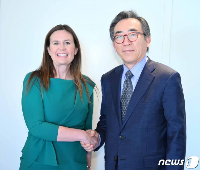 조태열 외교부 장관, 사라 샌더스 미국 아칸소 주지사.(외교부 제공)
