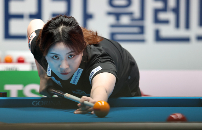 김민아가  ‘SK렌터카 제주특별자치도 LPBA 챔피언십 2024’  32강 조별리그 2차전에서 승리하며 16강 진출을 확정지었다. /사진=LPBA 제공