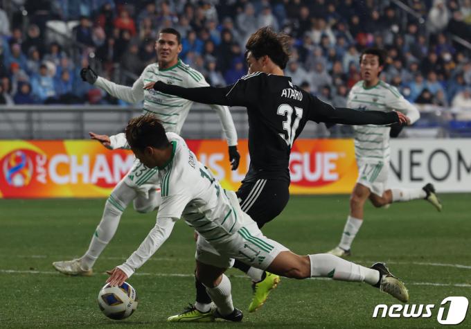 [사진] 이동준, 아쉬운 찬스