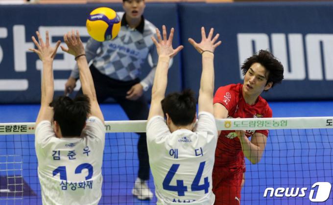 [사진] 승리 이끄는 임성진